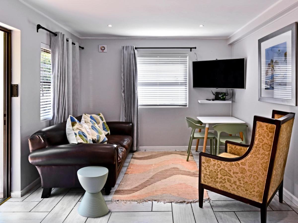La Rochelle Cottage Франсгук Екстер'єр фото
