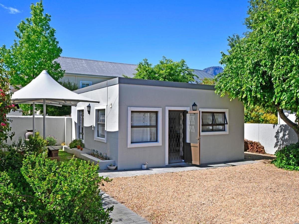 La Rochelle Cottage Франсгук Екстер'єр фото