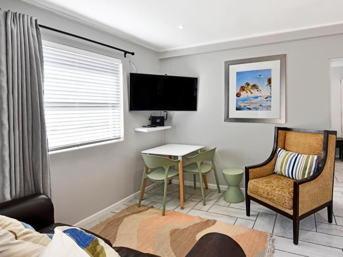 La Rochelle Cottage Франсгук Екстер'єр фото